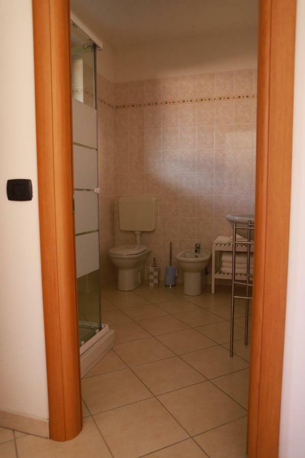 Apartamento Casa "Giardino Sulla Baia" Colico Exterior foto