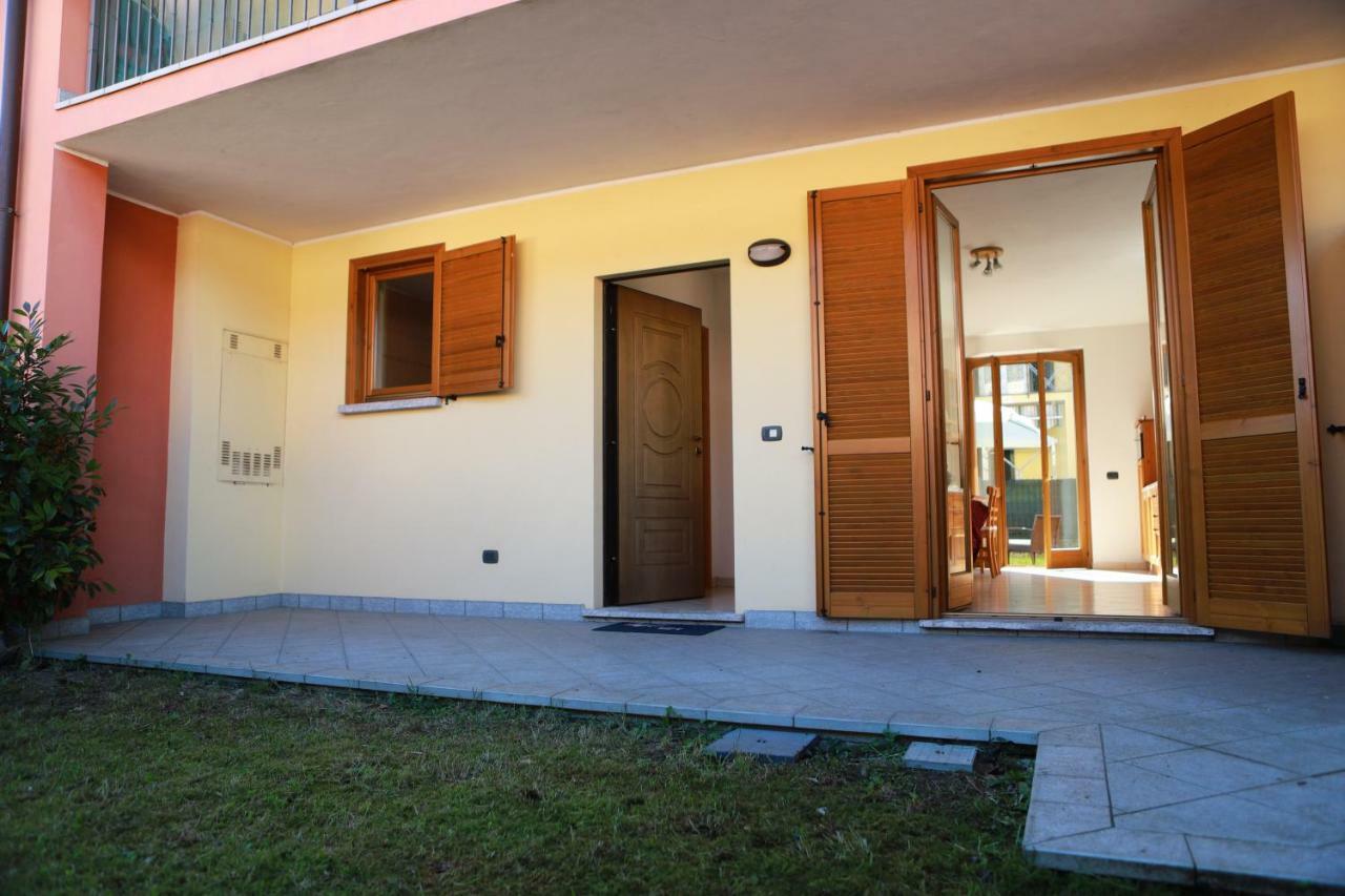 Apartamento Casa "Giardino Sulla Baia" Colico Exterior foto