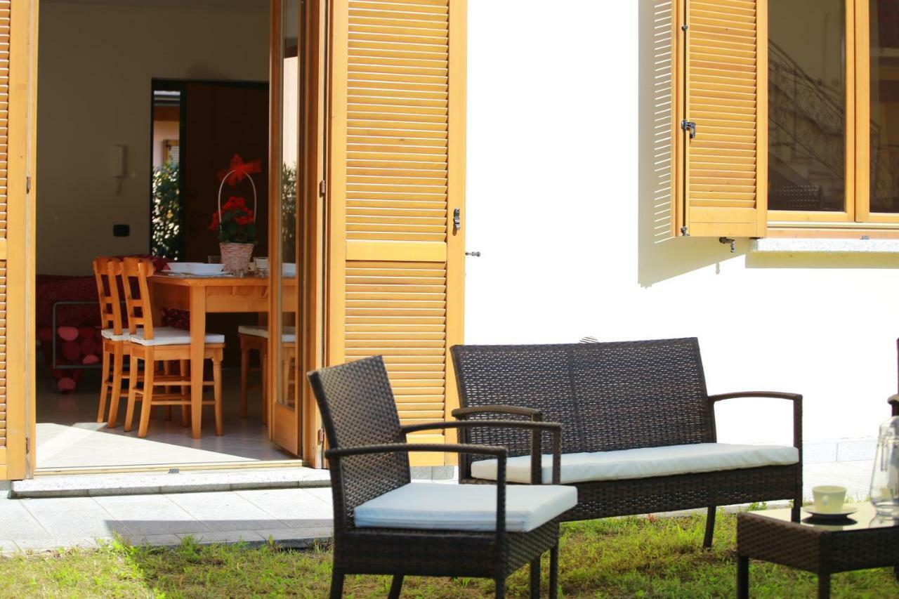 Apartamento Casa "Giardino Sulla Baia" Colico Exterior foto