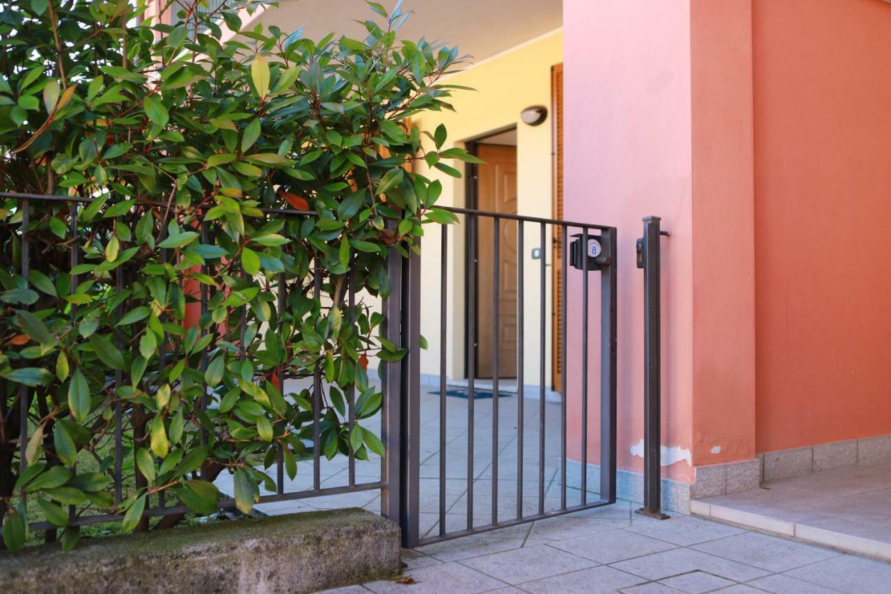 Apartamento Casa "Giardino Sulla Baia" Colico Exterior foto